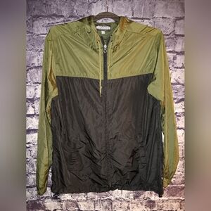Viscosity Green/Black Zip up sz Medium